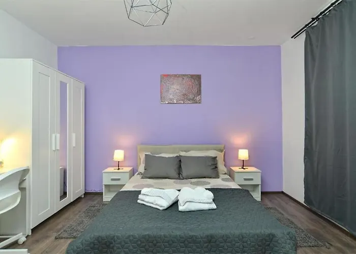 Apartment Maya